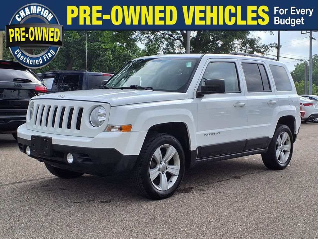 Used 2014 Jeep Patriot Latitude w/ Sun/Sound Group AWD/4WD image 1