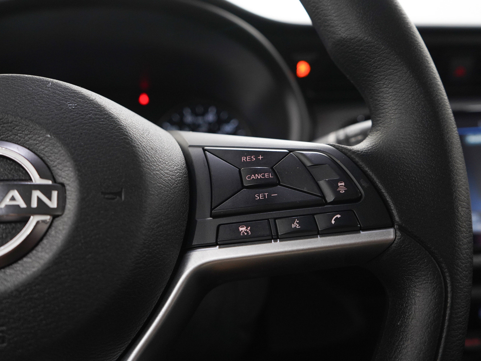 Used 2022 Nissan Kicks SV FWD image 26