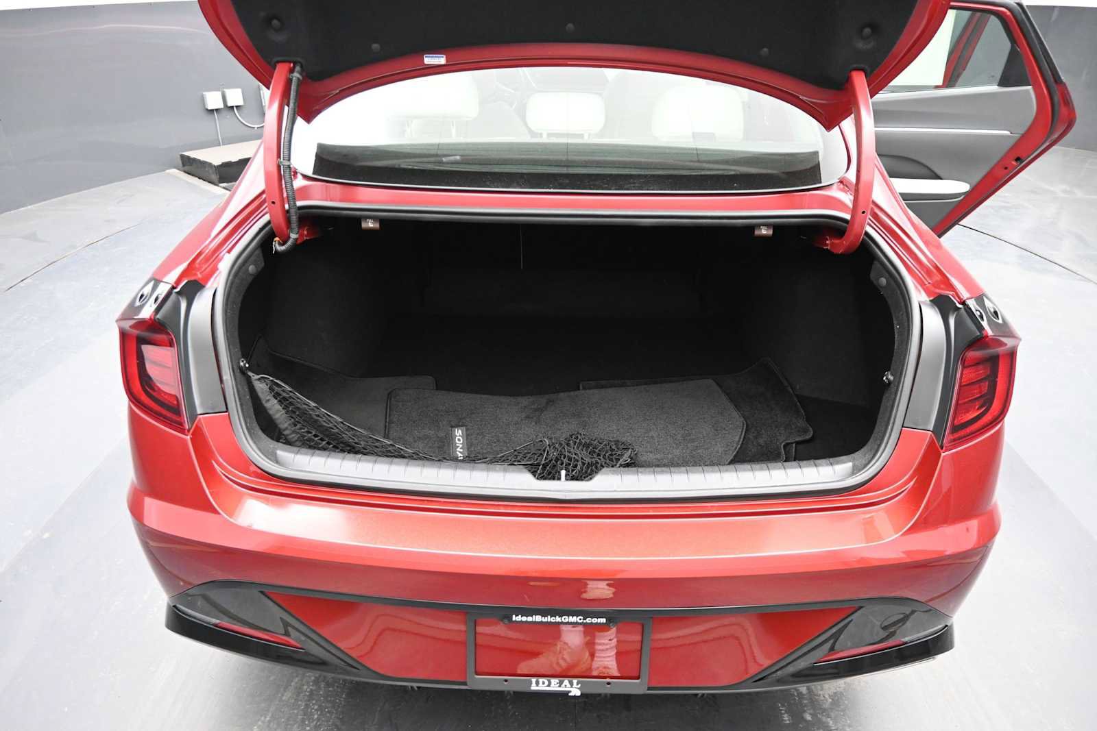 Used 2023 Hyundai Sonata SEL FWD image 13