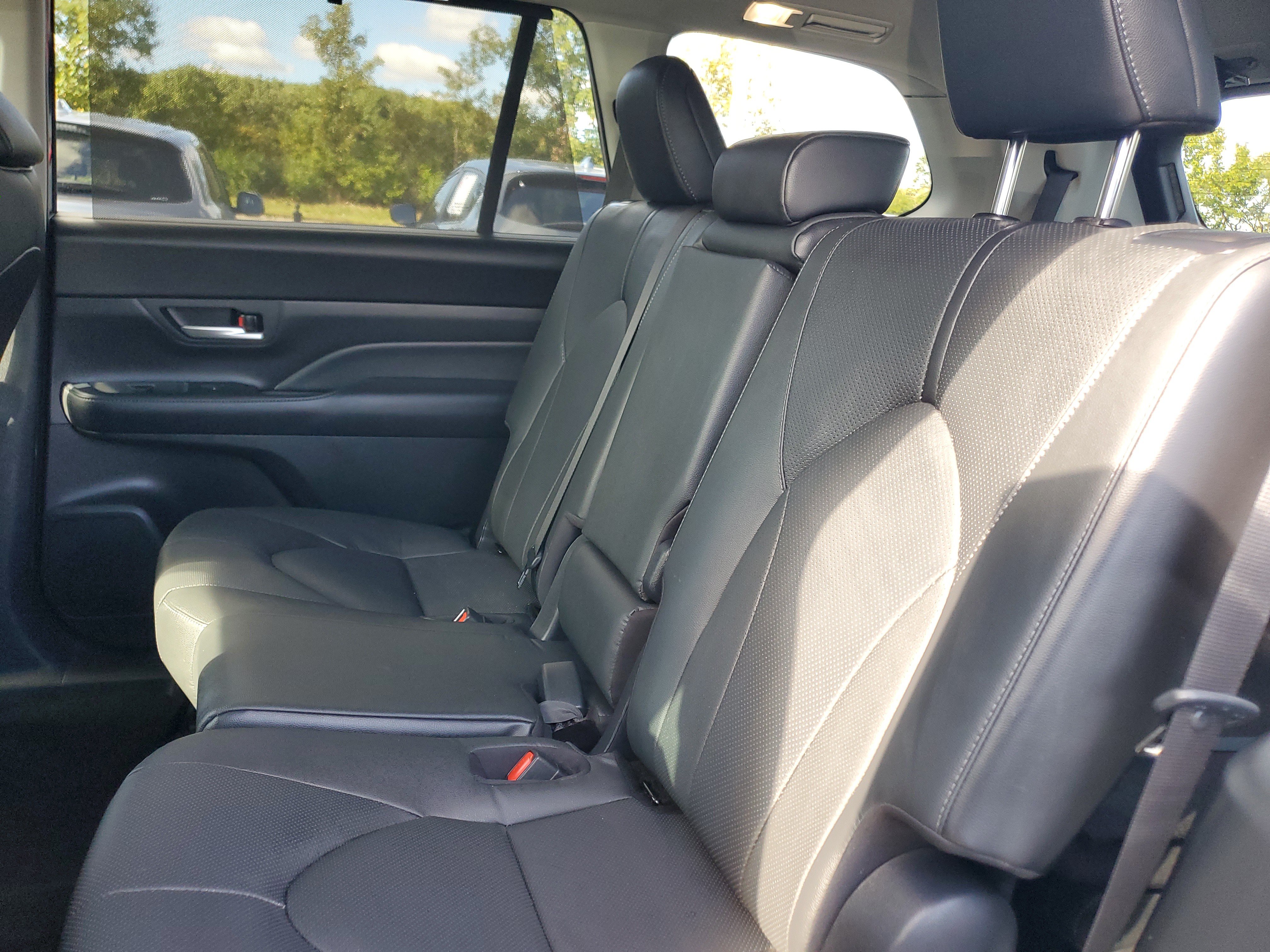 Certified 2025 Toyota Grand Highlander AWD Hybrid image 11