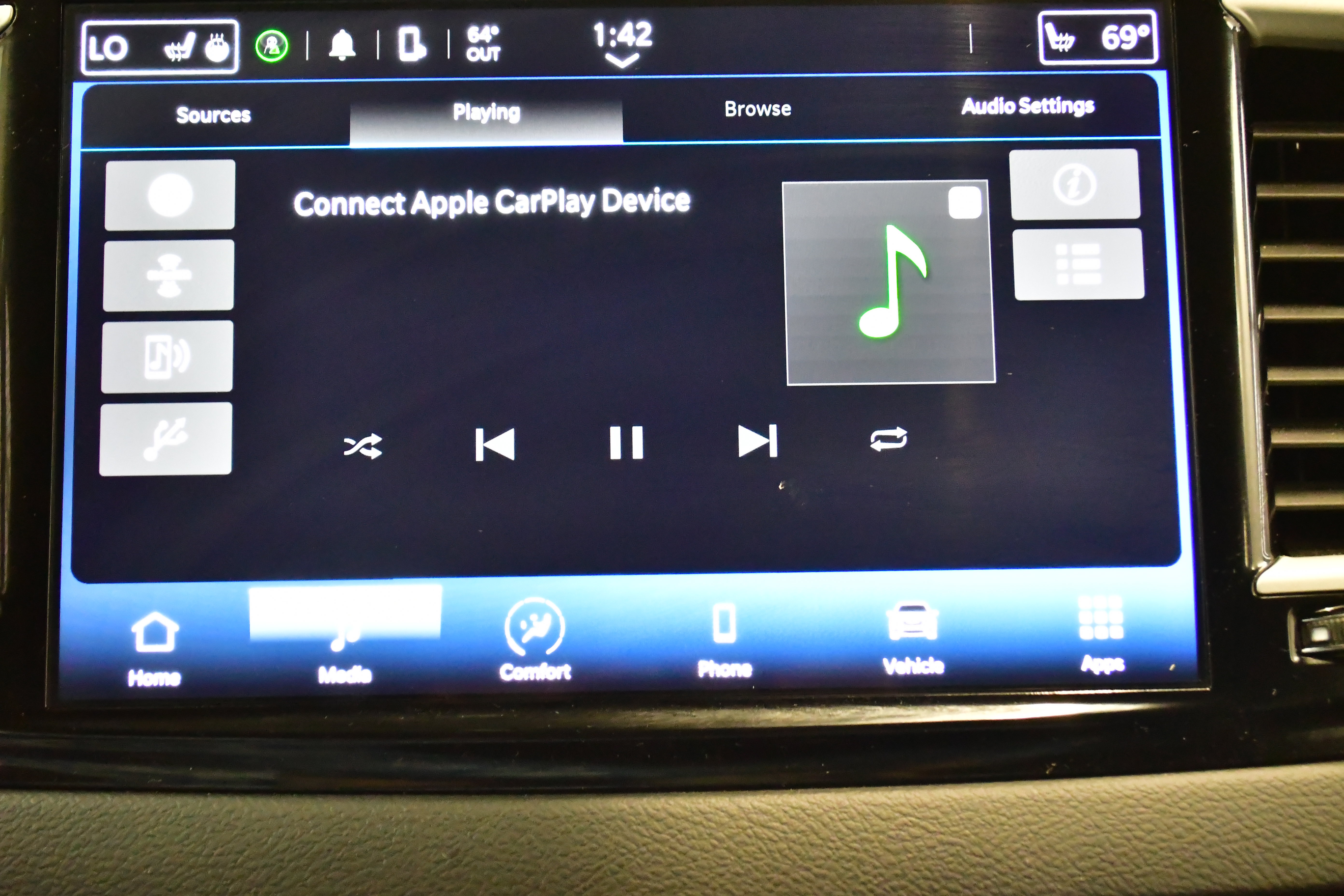 Used 2024 Chrysler Pacifica Touring-L image 56