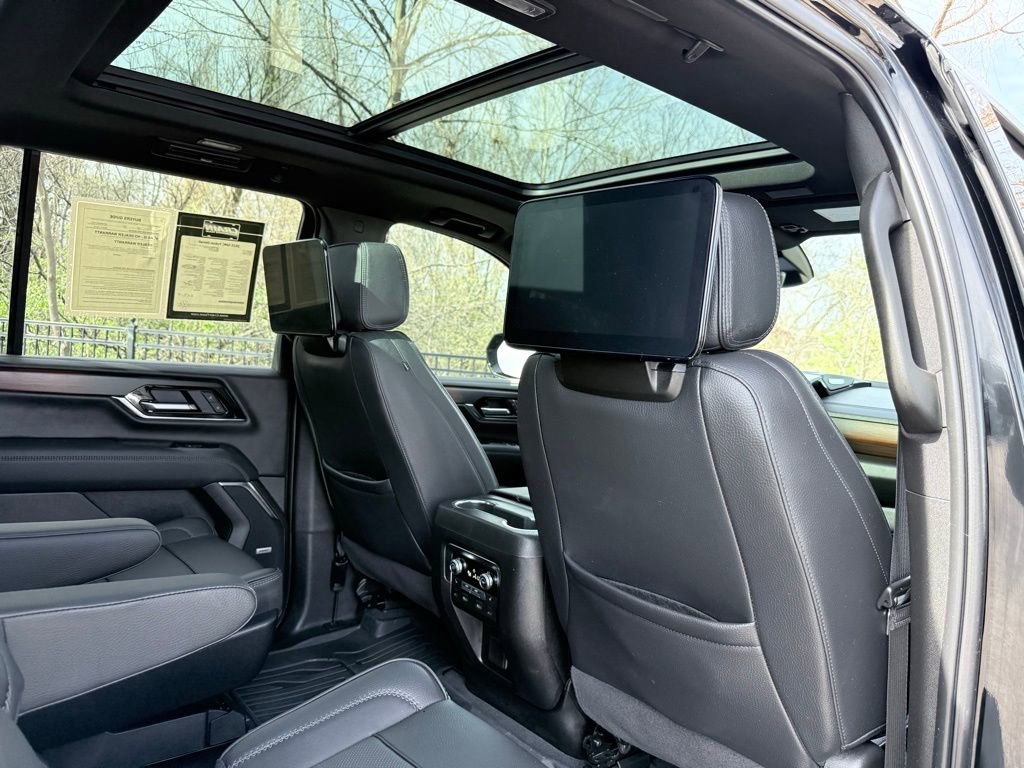 Used 2025 GMC Yukon Denali w/ Denali Reserve Package image 48
