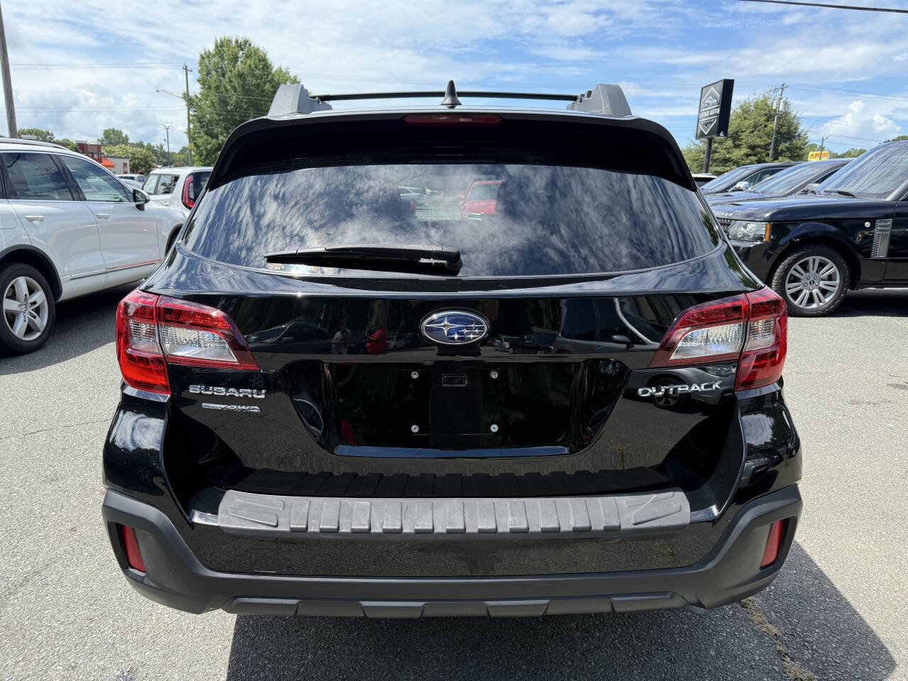 Used 2018 Subaru Outback 2.5i Premium image 5