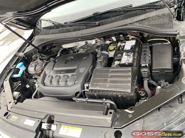 Used 2024 Volkswagen Tiguan SE image 25