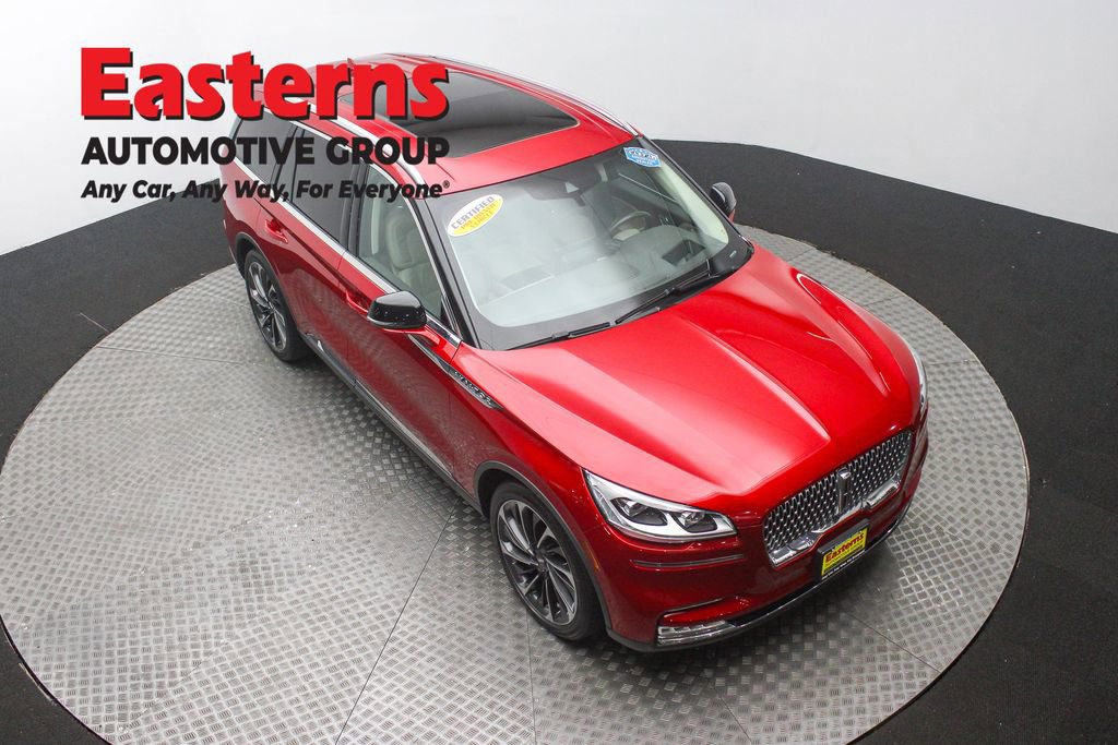 Used 2020 Lincoln Aviator Reserve w/ Equipment Group 202A image 3
