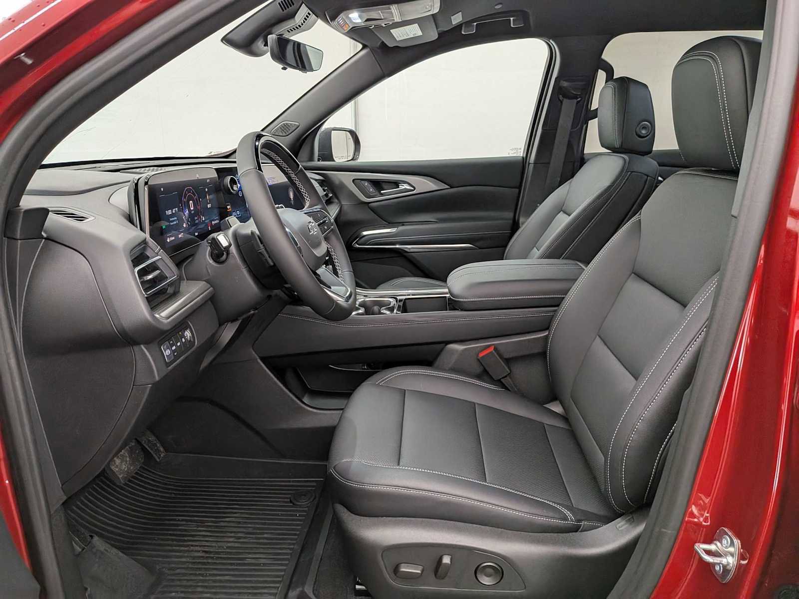 New 2026 Chevrolet Traverse LT w/ Enhanced Driving Package image 16