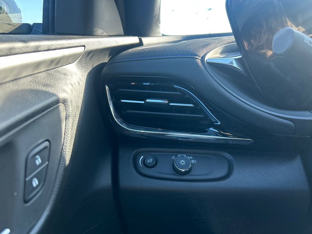 New 2026 Buick Envista Sport Touring FWD image 20