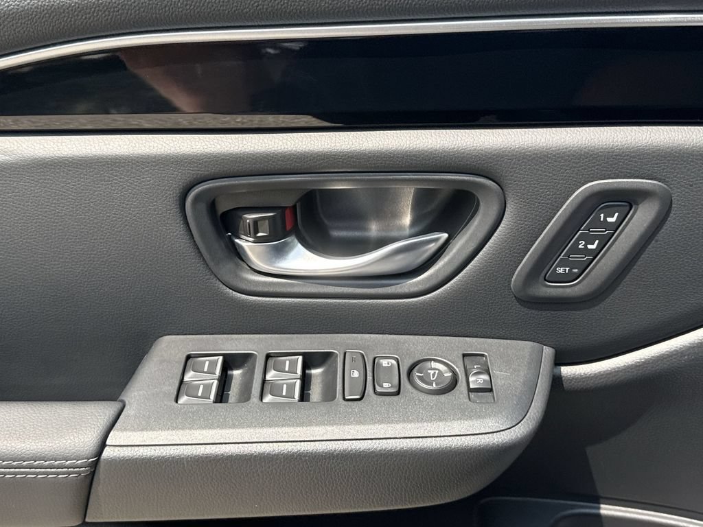 Certified 2025 Honda Pilot EX-L image 14