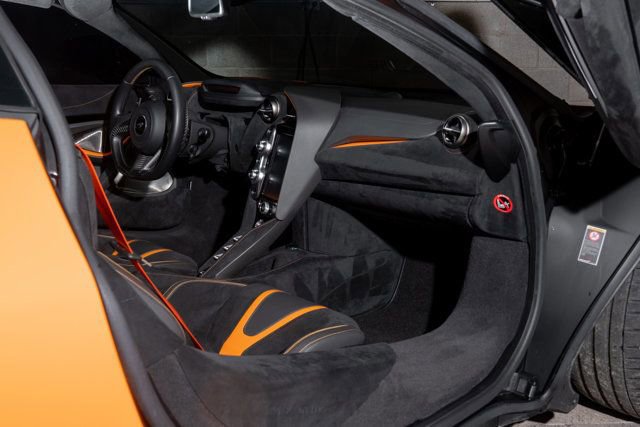 Used 2019 McLaren 720S Performance image 28