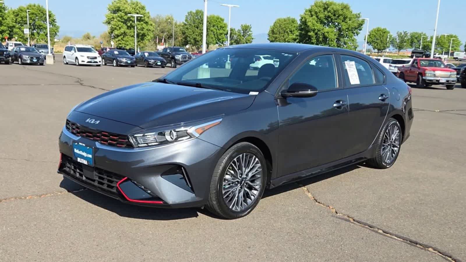 Used 2023 Kia Forte GT-Line w/ GT-Line Premium Package FWD image 4