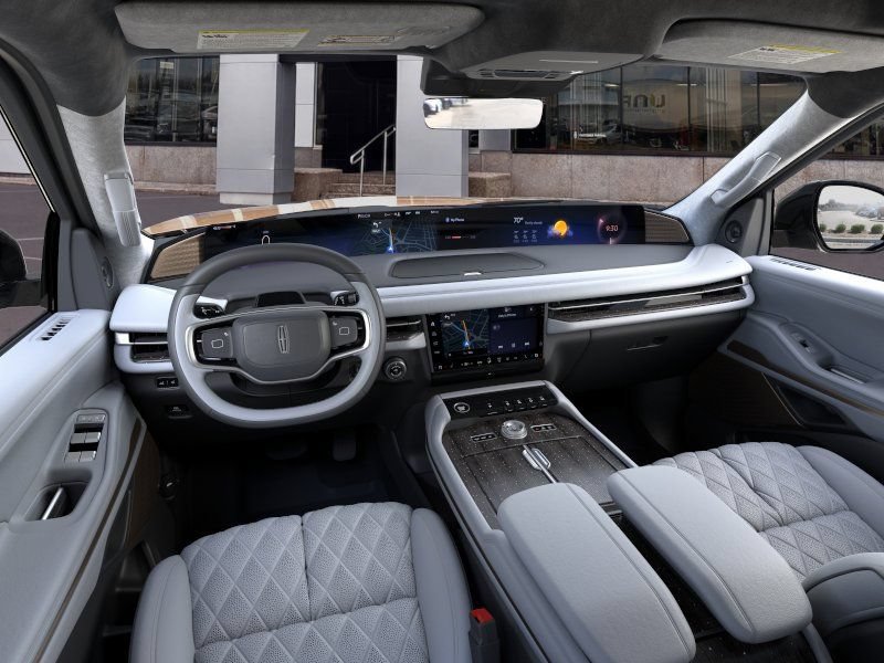 New 2026 Lincoln Navigator Black Label AWD/4WD image 9