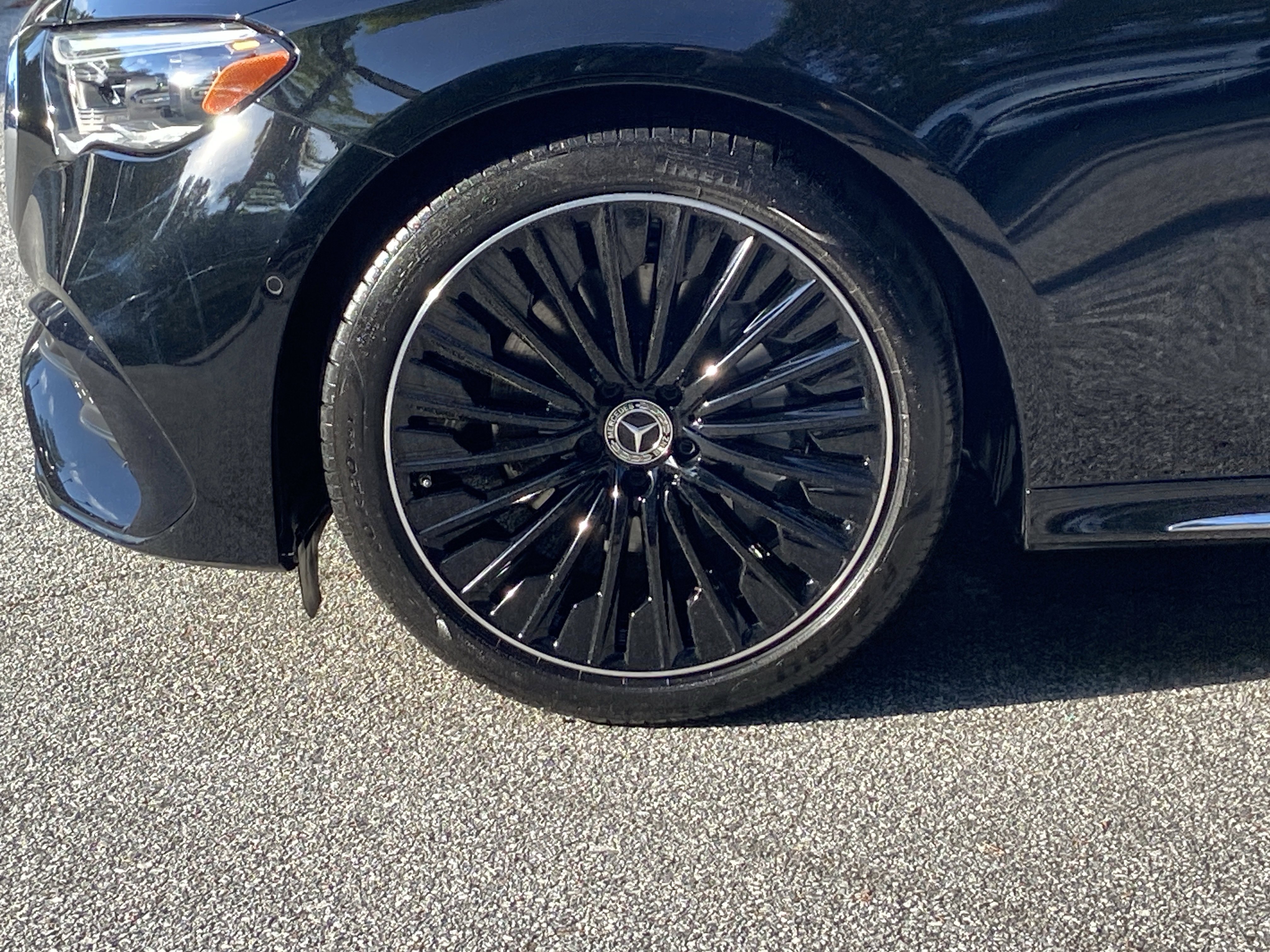 Certified 2025 Mercedes-Benz E 350 4MATIC Sedan image 17
