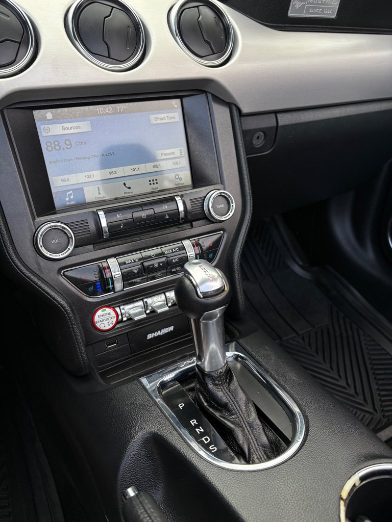 Used 2017 Ford Mustang Premium RWD image 17