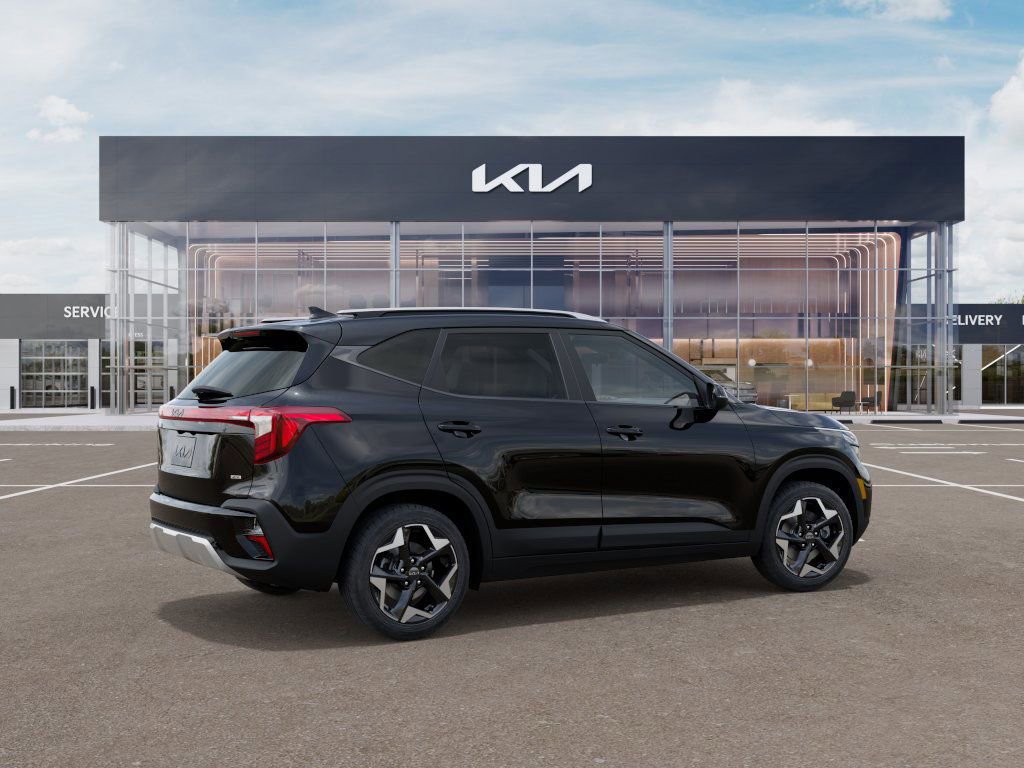 New 2025 Kia Seltos S image 6