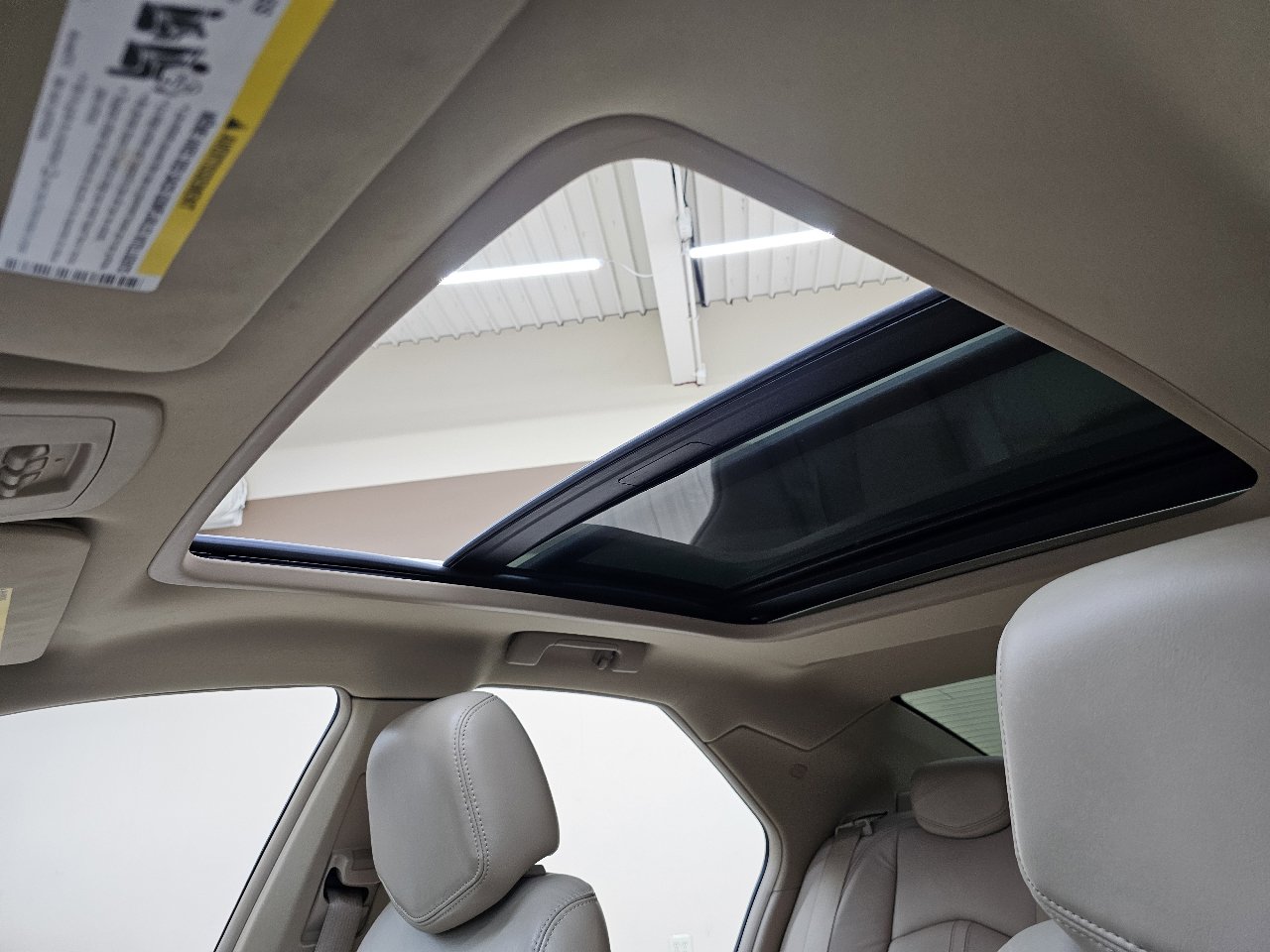 Used 2010 Cadillac CTS Luxury image 34