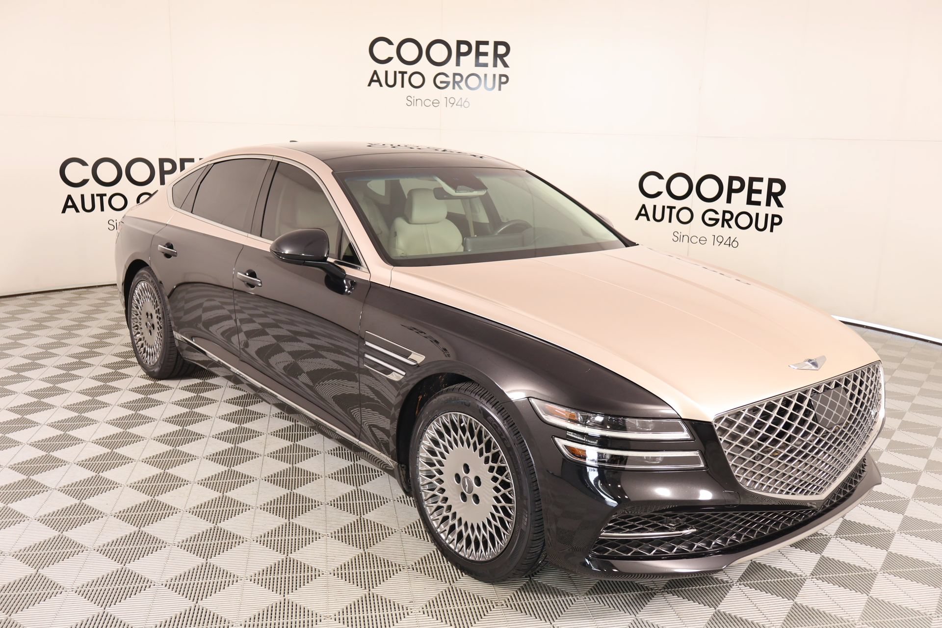 Used 2022 Genesis G80 2.5T w/ Advanced Package RWD video 1