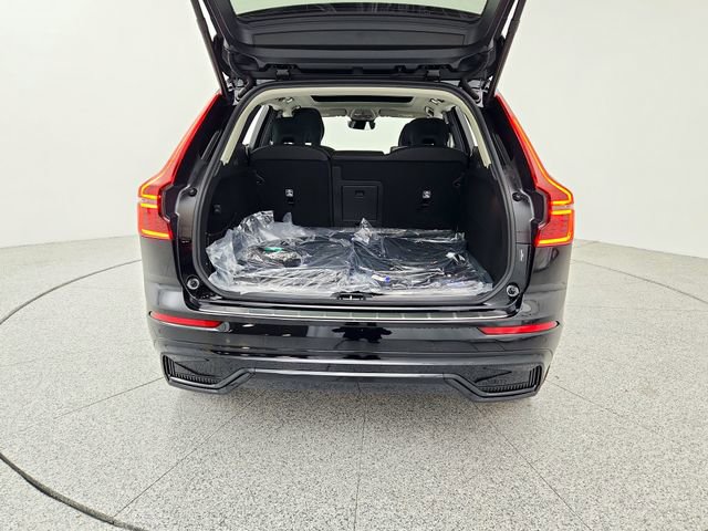 New 2026 Volvo XC60 B5 Ultra w/ Protection Package Premier image 19