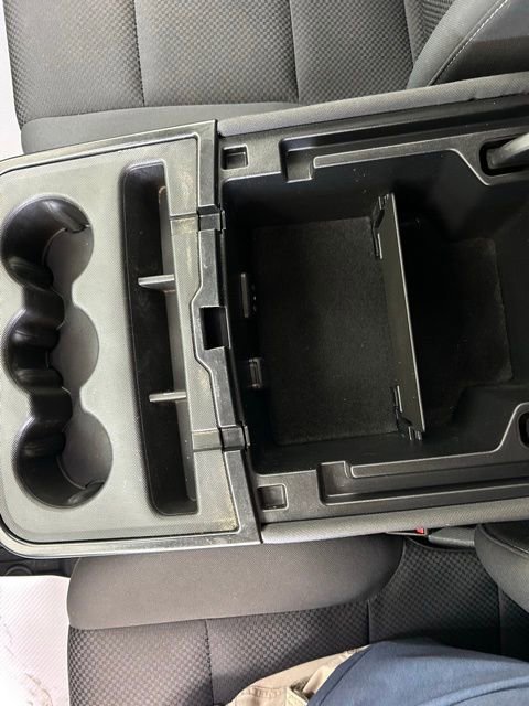 Used 2018 Chevrolet Silverado 1500 LT w/ All Star Edition AWD/4WD image 22