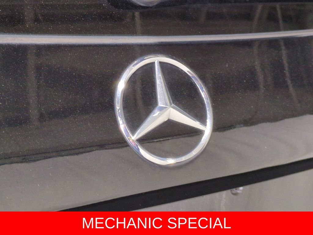 Used 2020 Mercedes-Benz GLC 300 w/ Parking Assistance Package image 11