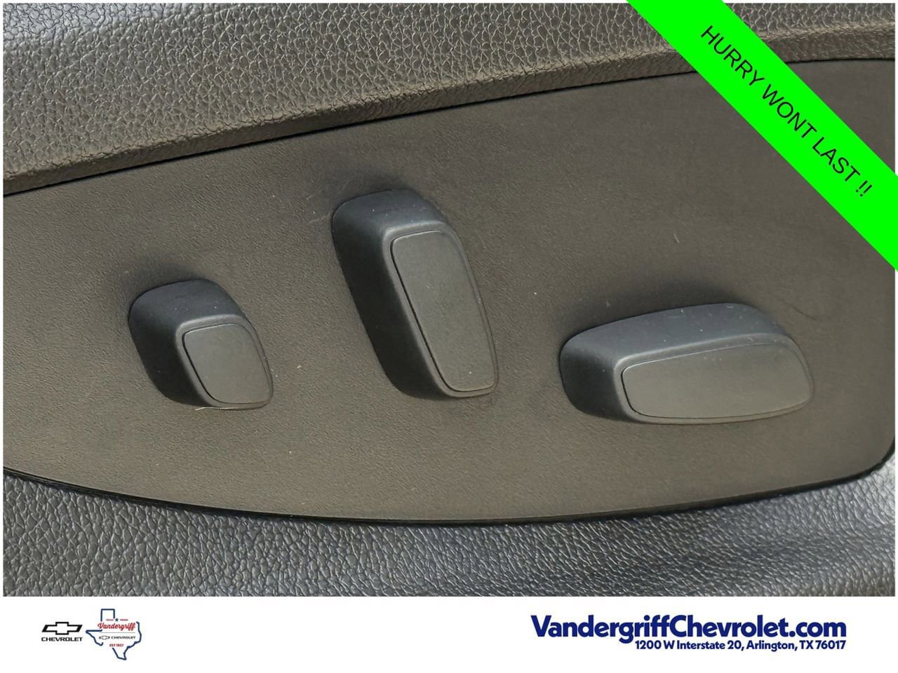 Used 2018 Chevrolet Tahoe Premier AWD/4WD image 25