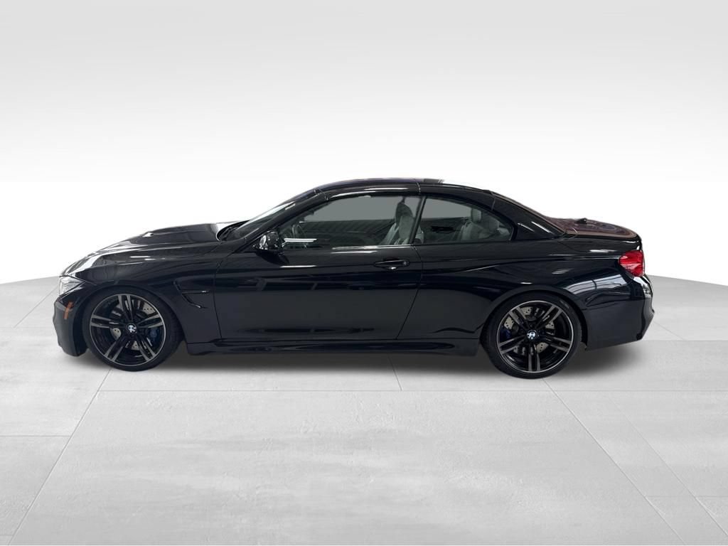 Used 2015 BMW M4 Convertible RWD image 2