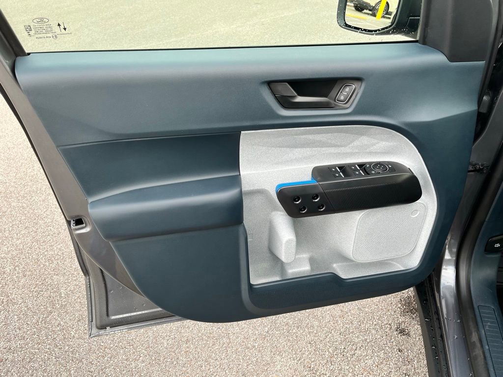 New 2026 Ford Maverick XLT FWD image 12