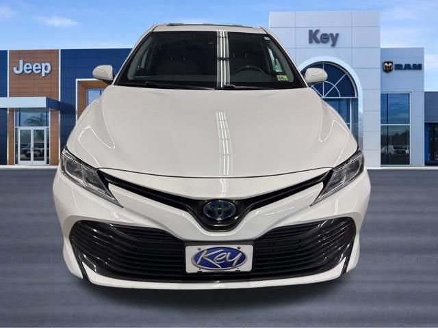 Used 2020 Toyota Camry LE w/ Sunroof Package FWD image 2