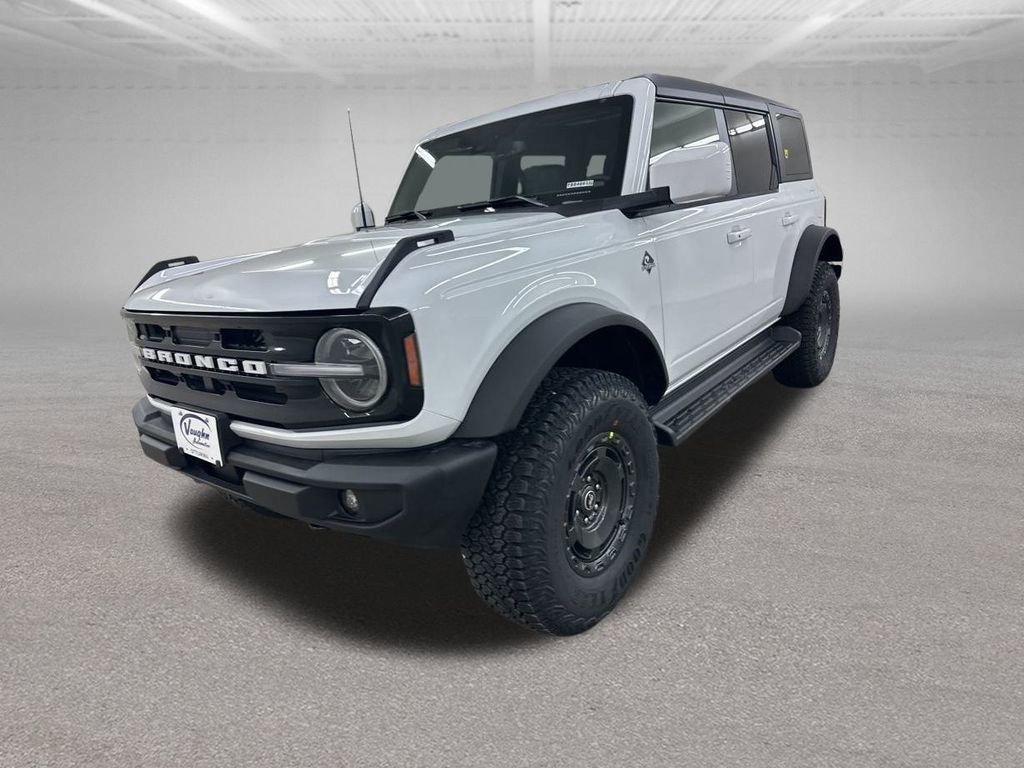 New 2025 Ford Bronco Outer Banks w/ Sasquatch Package AWD/4WD image 5