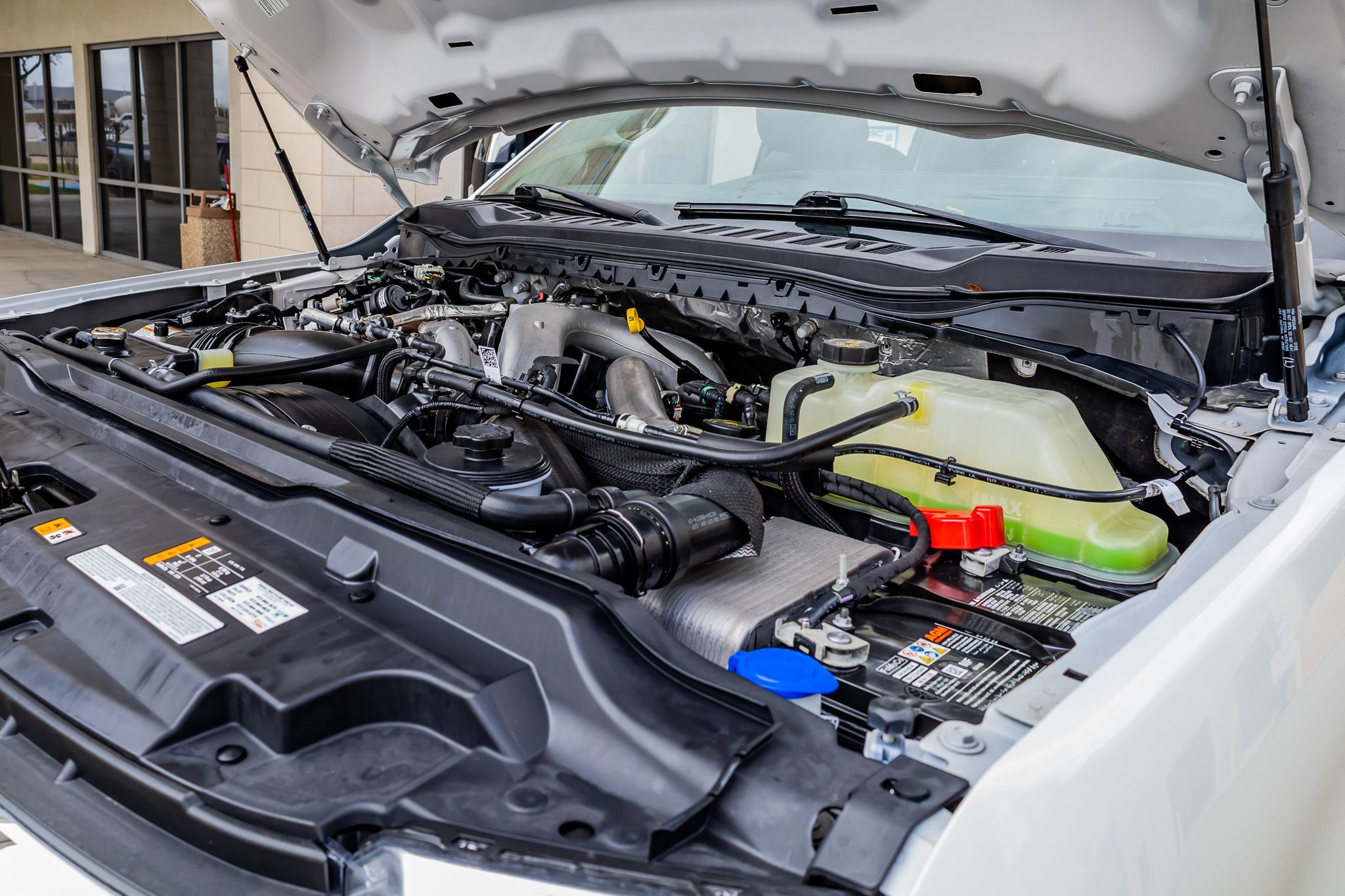 Used 2024 Ford F250 Lariat w/ Lariat Ultimate Package image 40