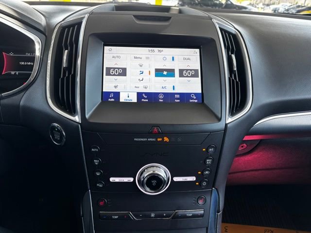 Used 2020 Ford Edge Titanium w/ Class II Trailer Tow Package AWD/4WD image 12