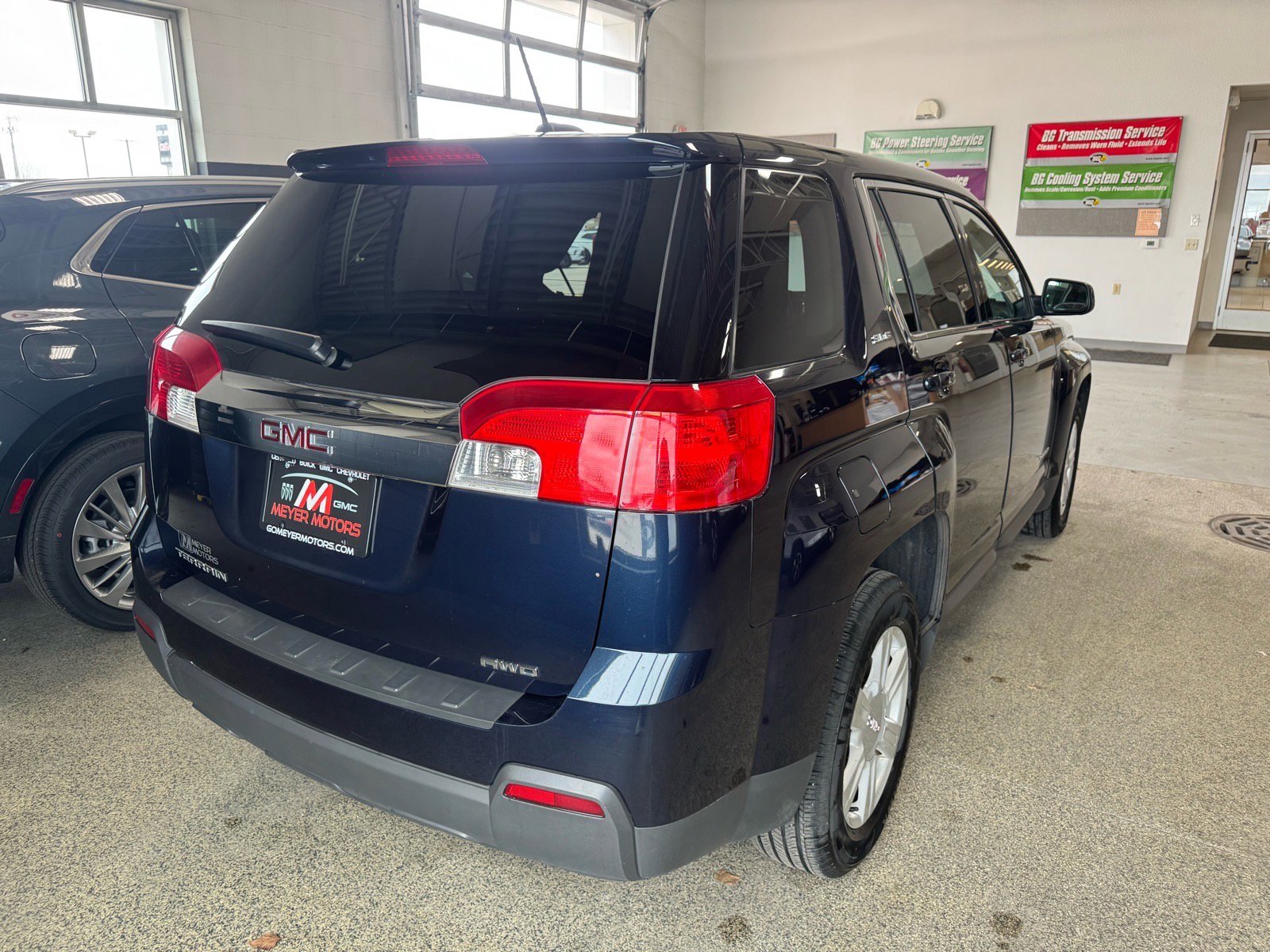 Used 2015 GMC Terrain SLE image 5