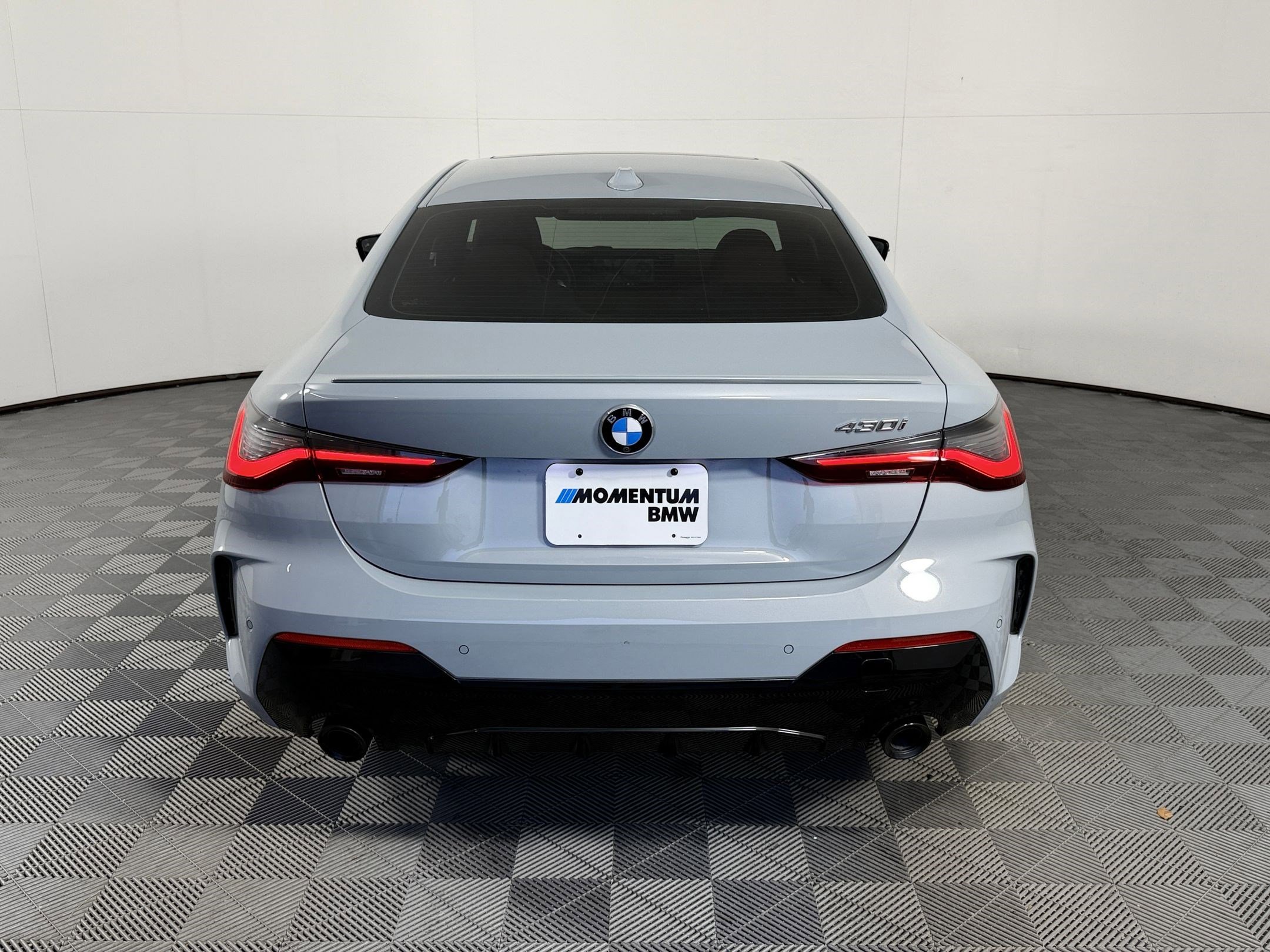 Certified 2025 BMW 430i Coupe w/ M Sport Package RWD image 10