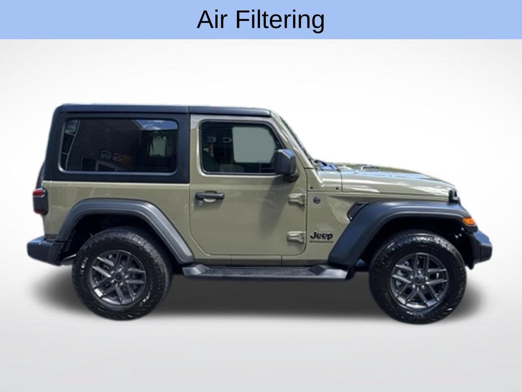 Used 2026 Jeep Wrangler Sport AWD/4WD image 5