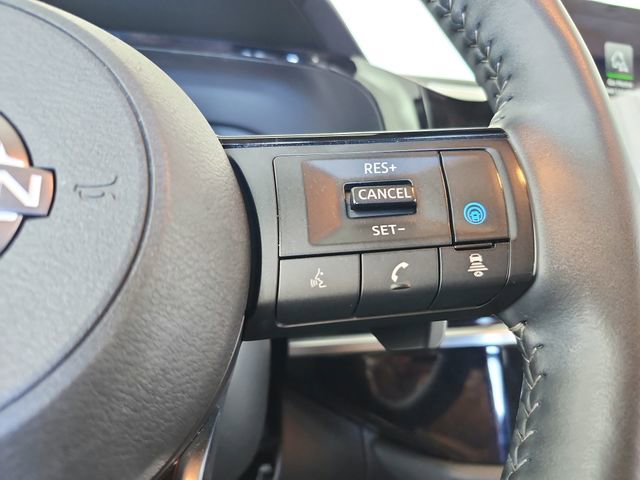 Used 2025 Nissan Pathfinder SL w/ SL Premium Package image 25