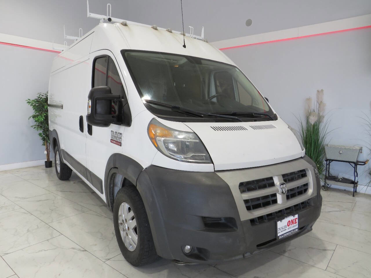 Used 2014 RAM ProMaster 2500 w/ Interior Convenience Group FWD image 2