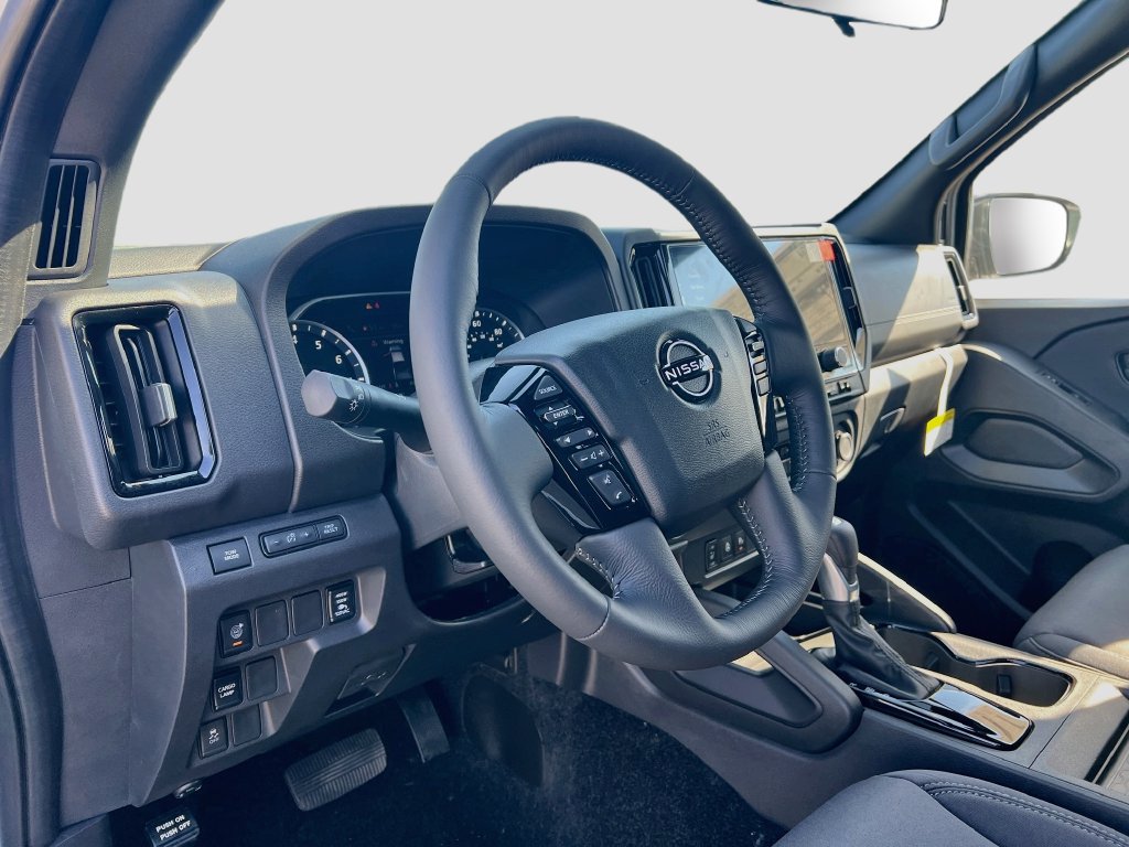 New 2027 Nissan Frontier SV RWD image 9