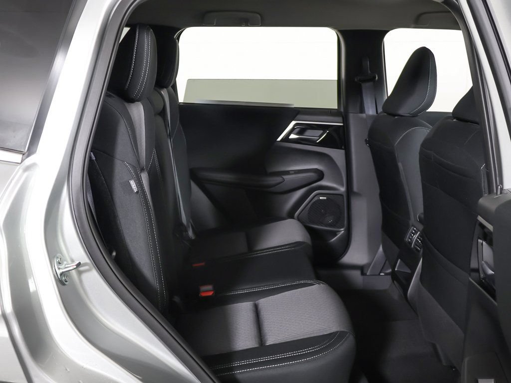 New 2026 Mitsubishi Outlander ES AWD/4WD image 31