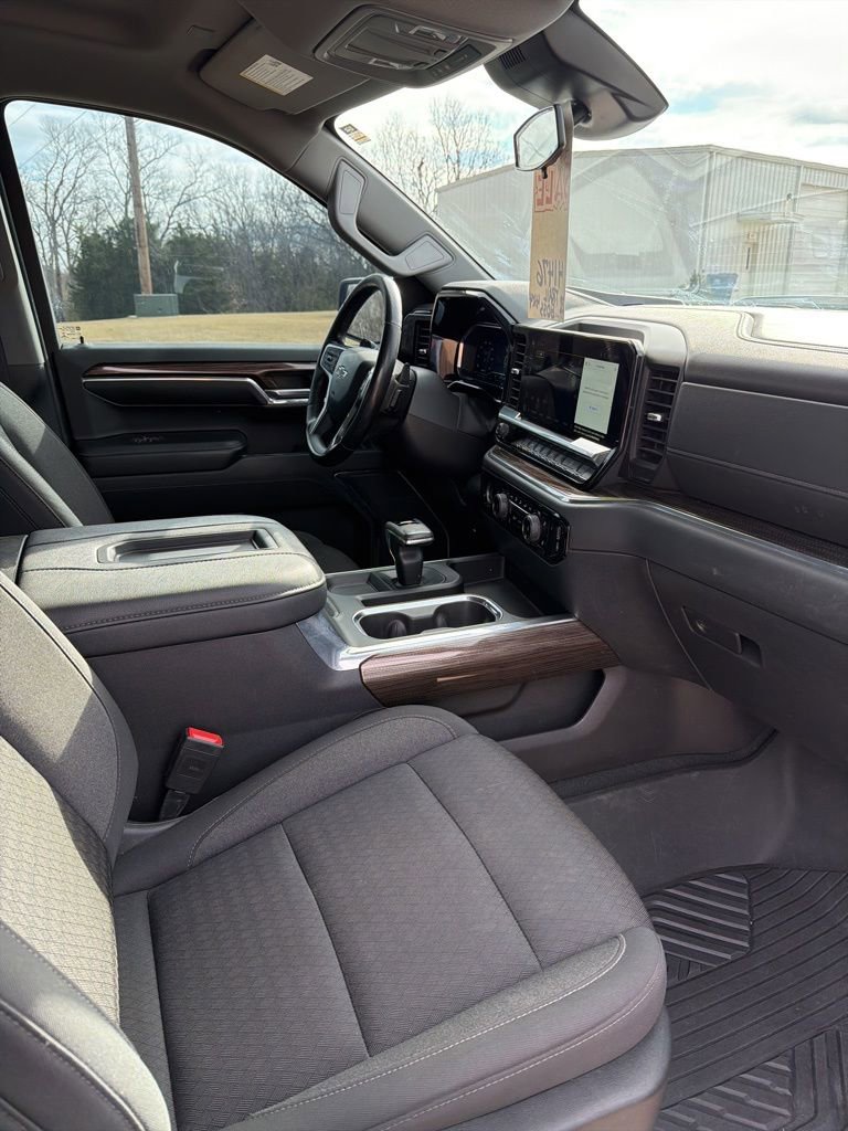 Used 2022 Chevrolet Silverado 1500 LT Trail Boss image 51