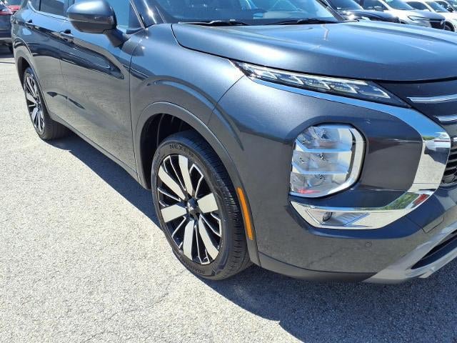 Used 2025 Mitsubishi Outlander SE FWD image 20