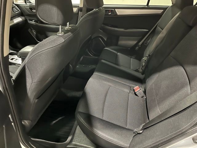 Used 2016 Subaru Outback 2.5i Premium AWD/4WD image 21