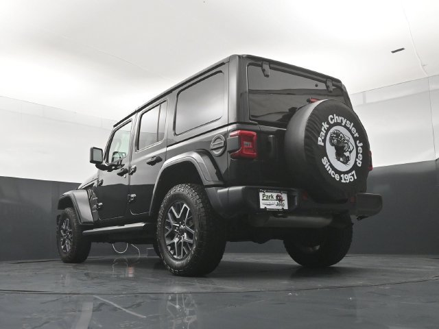 Used 2024 Jeep Wrangler Unlimited Sahara w/ Dual Top Group AWD/4WD image 22