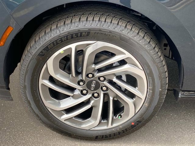 New 2026 Lincoln Navigator L Reserve AWD/4WD image 5