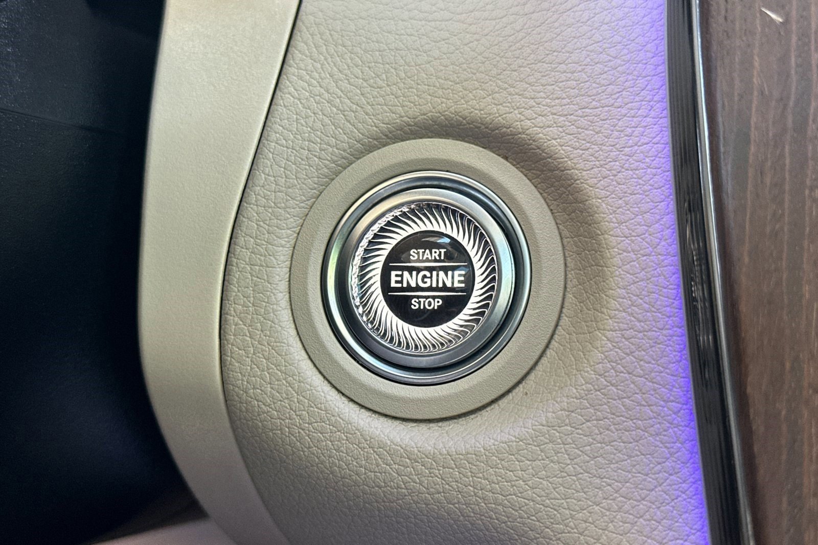 Used 2022 Mercedes-Benz GLC 300 4MATIC image 33