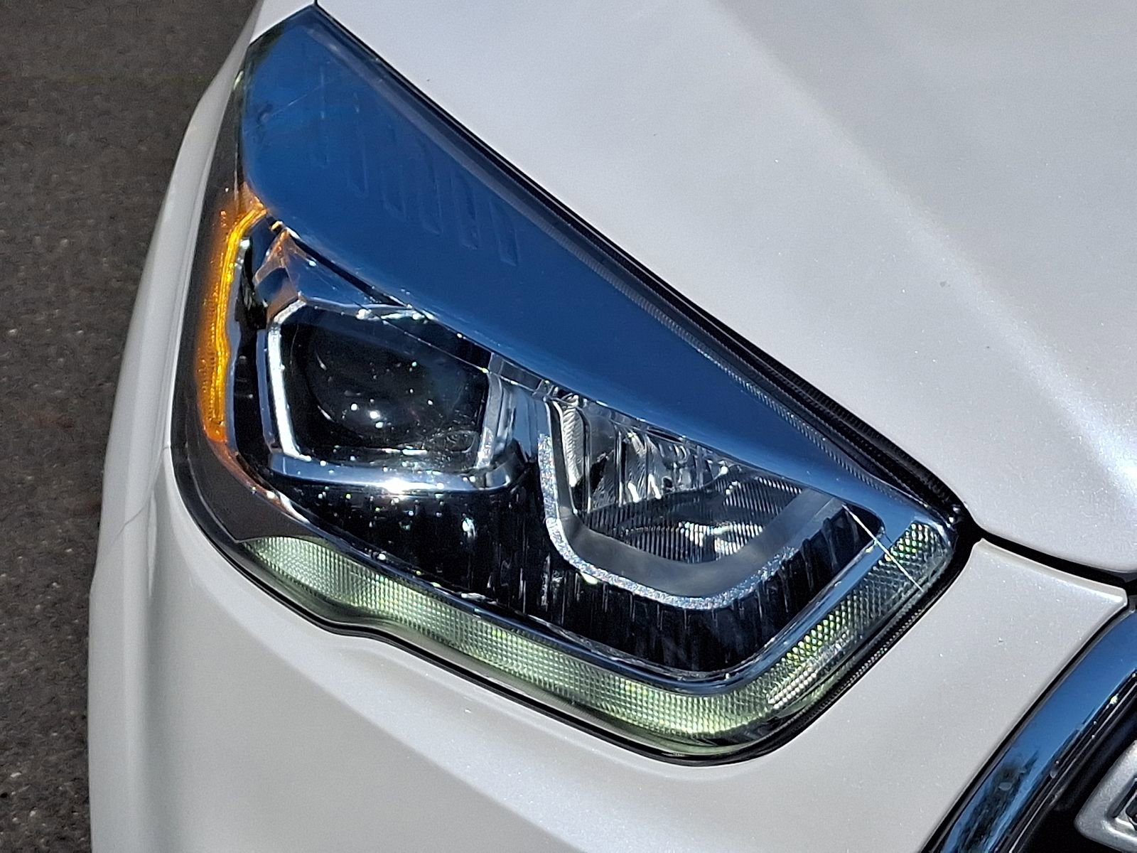 Used 2019 Ford Escape SEL AWD/4WD image 10