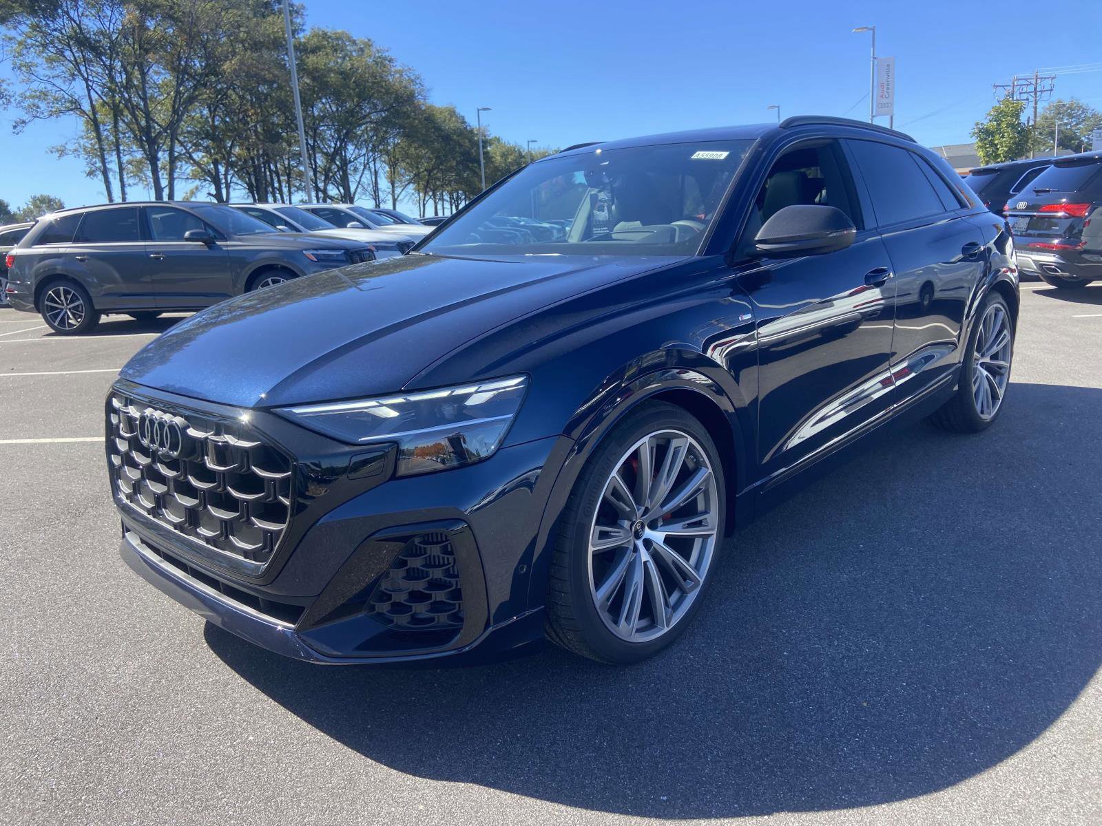 New 2026 Audi Q8 Prestige image 3
