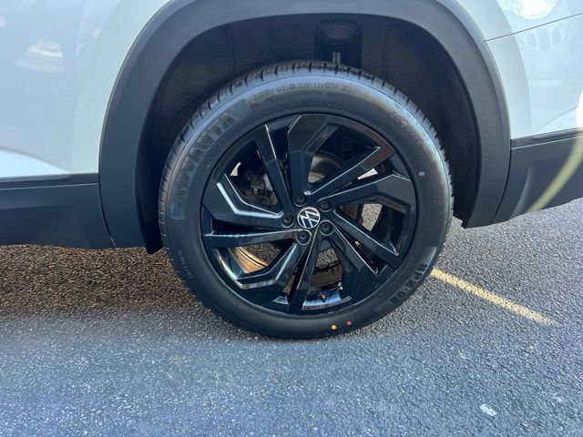 Used 2023 Volkswagen Atlas SE image 8