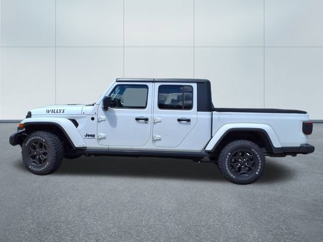 Used 2021 Jeep Gladiator Willys image 2