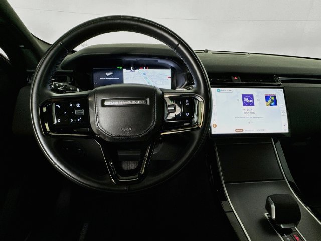 Used 2026 Land Rover Range Rover Velar S AWD/4WD image 10