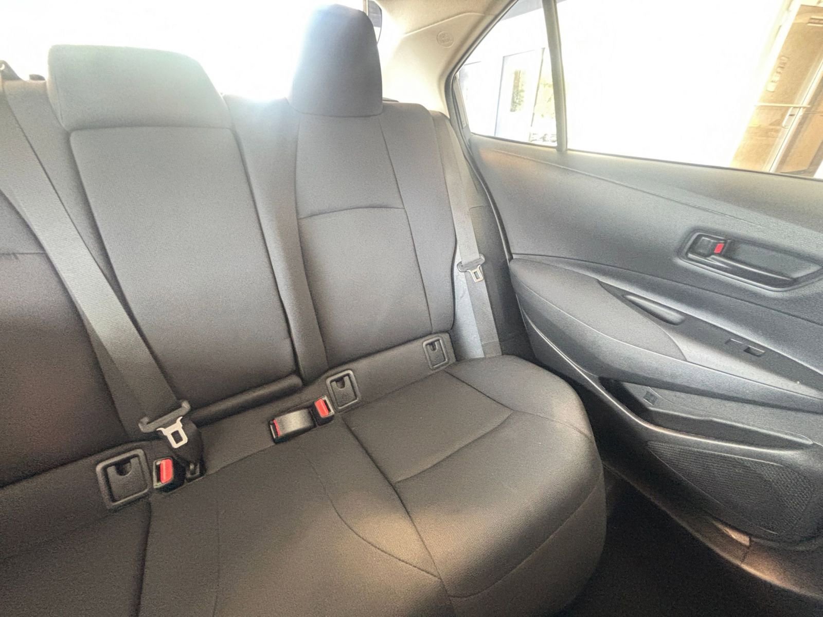 Used 2025 Toyota Corolla LE FWD image 36