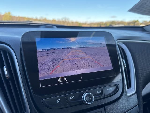 Used 2024 Chevrolet Malibu LT FWD image 14